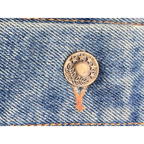 Vintage Universal Studios Men's Size L Embordered Button Up Demin Jacket - Picture 4 of 9